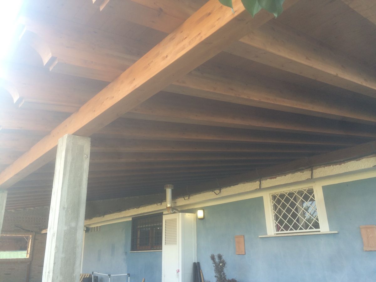 Chioschi e Gazebi in legno Spazio Legno Lamellare Tetto grandi campate