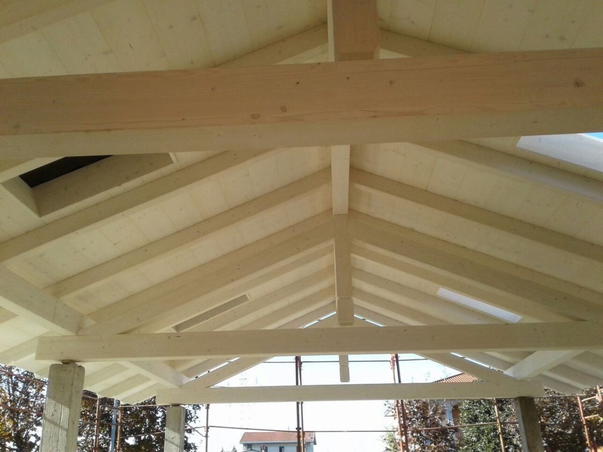 Ampliamenti in legno BCL Bergamasca Costruzioni Legno Tetto Sbiancato legno lamellare 
