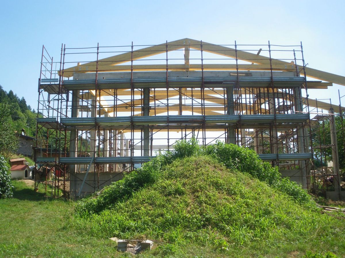 Ampliamenti in legno BCL Bergamasca Costruzioni Legno Tetto in Legno Lamellare Attività commerciale