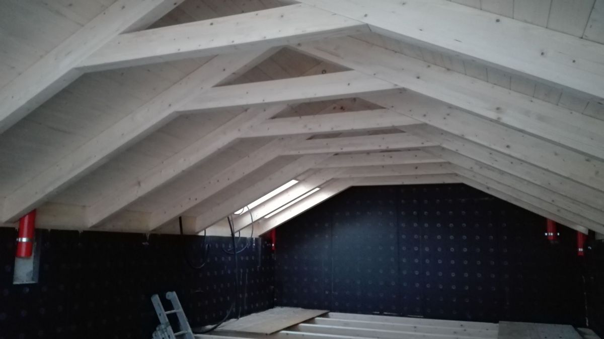 Ampliamenti in legno BCL Bergamasca Costruzioni Legno Tetto in Legno Lamellare sbiancato  in provincia di Bergamo