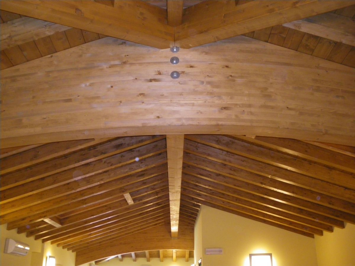 Tetti in Legno in legno BCL Bergamasca Costruzioni Legno Tetto legno lamellare provincia di Bergamo