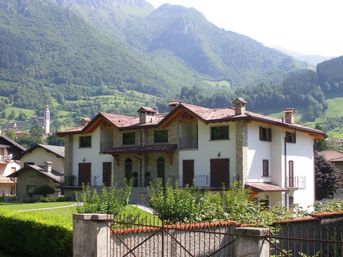Tetti in Legno in legno BCL Bergamasca Costruzioni Legno Tetto in Legno Lamellare provincia di Bergamo