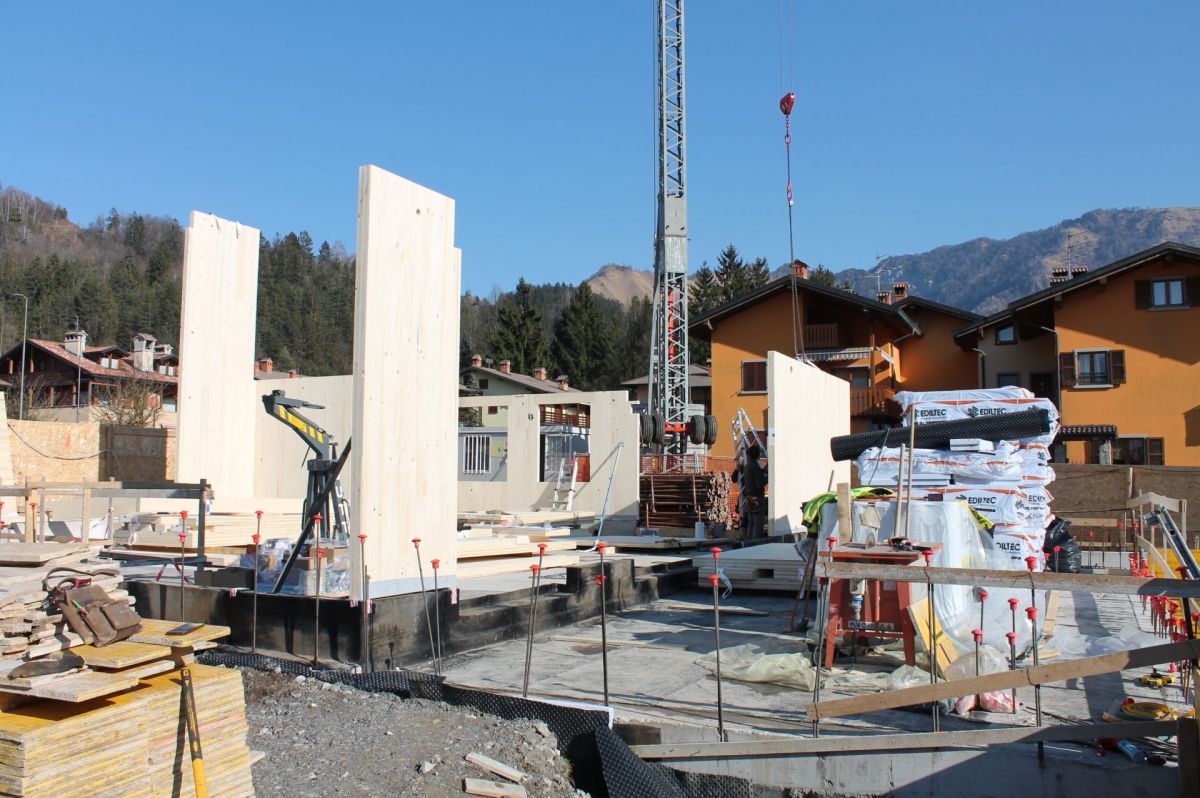 Case in legno BCL Bergamasca Costruzioni Legno BCLegno Villa Xlam Val Seriana