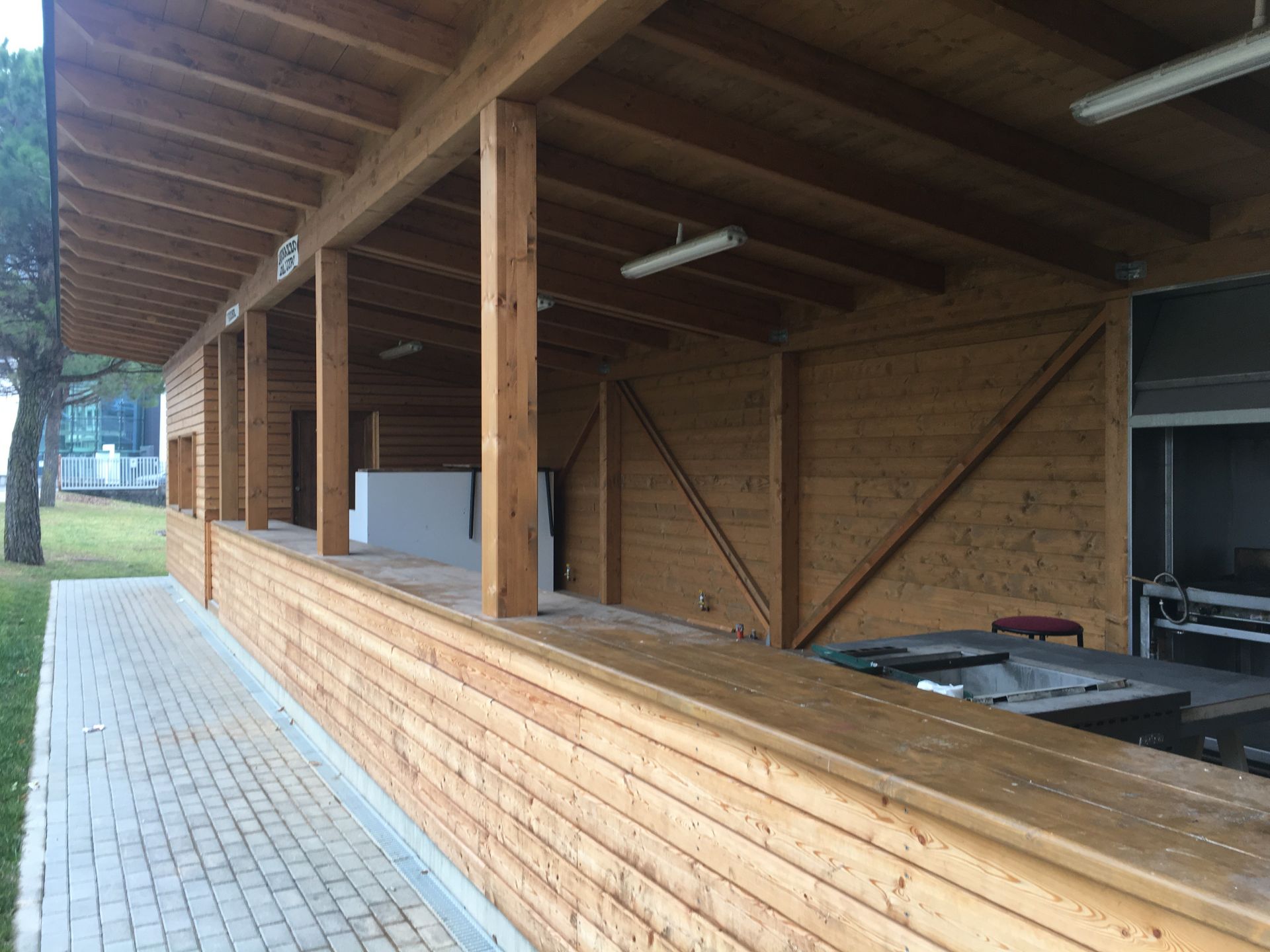Strutture ricettive (hotel, villaggi) in legno BCL Stalla