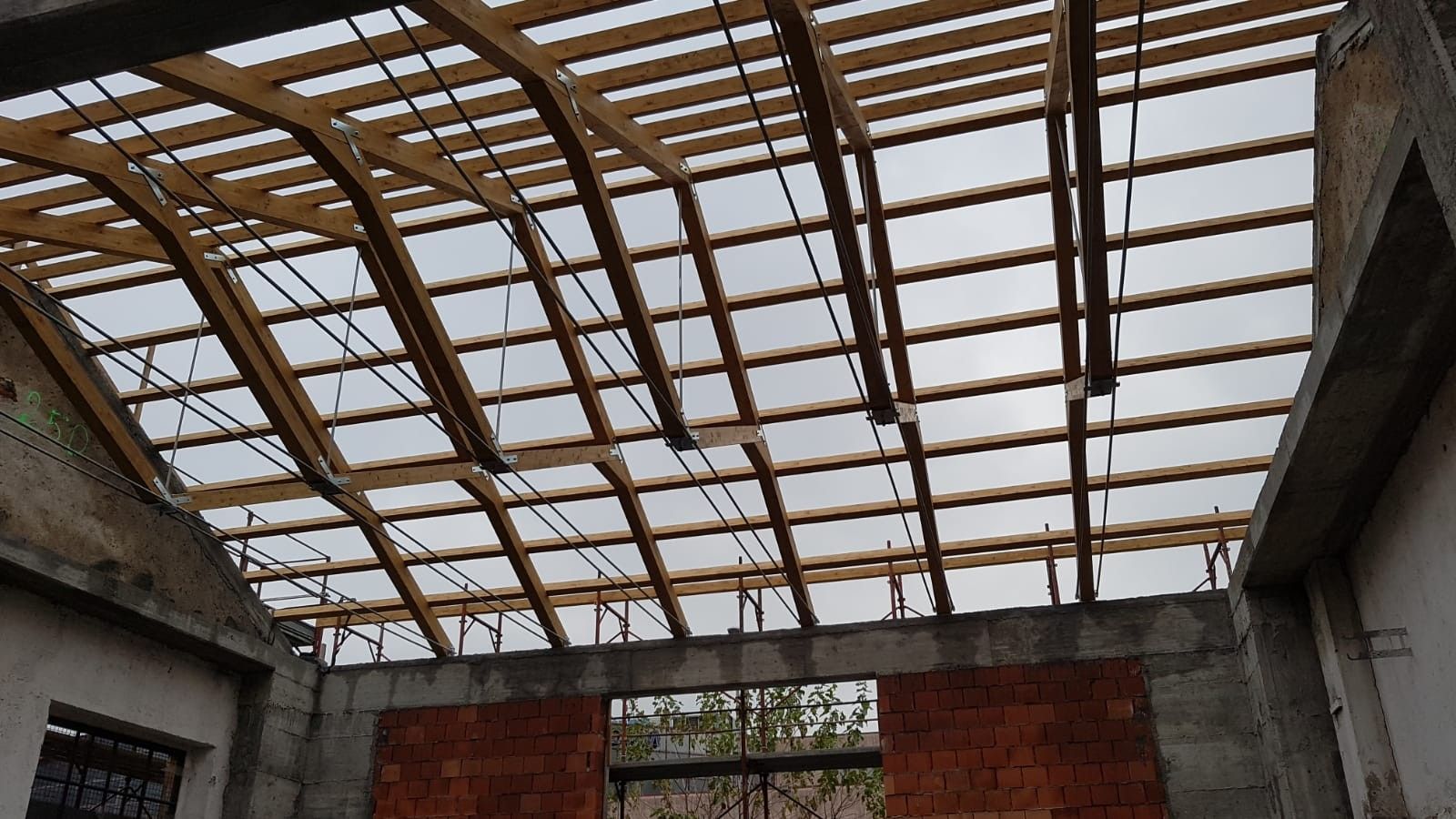 Sopraelevazioni in legno BCL Tetto il Legno Lamellare capannone Industriale MI