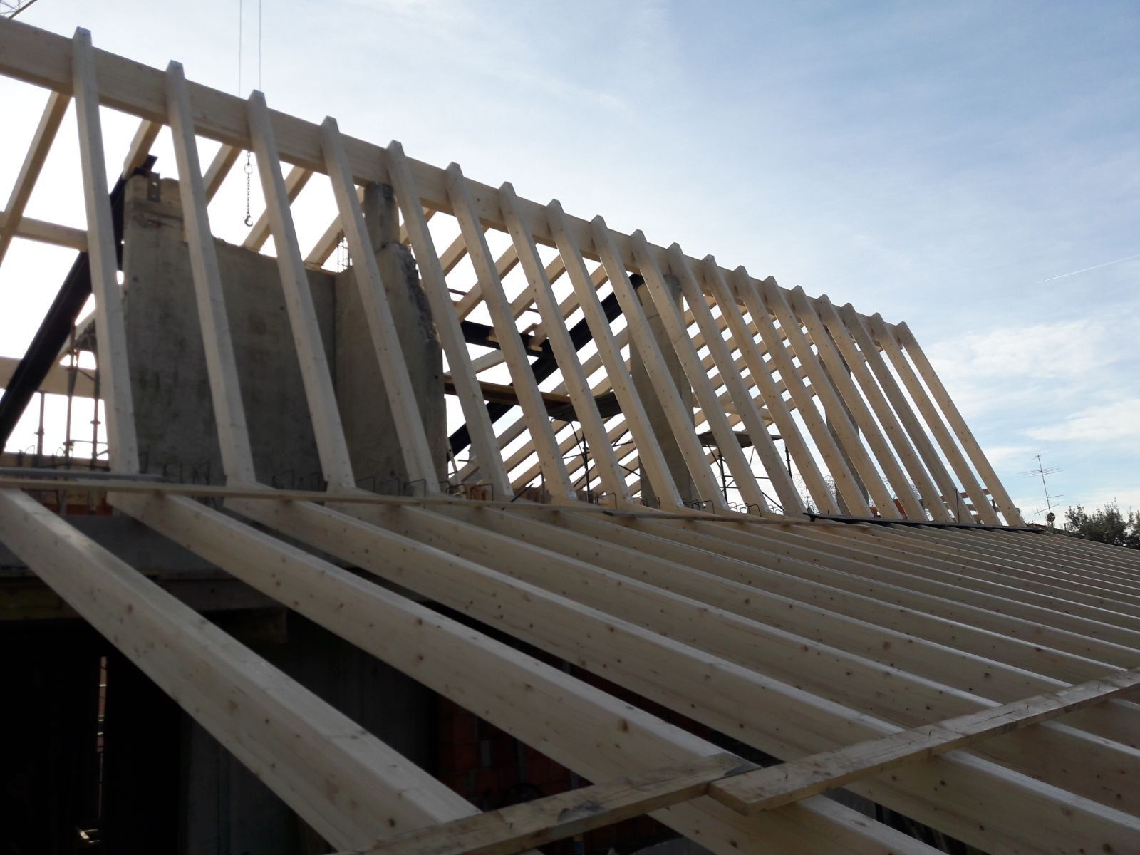 Sopraelevazioni in legno BCL Sopraelevazione a Telaio in Legno Lamellare cert FSC e PEFC  Bergamo