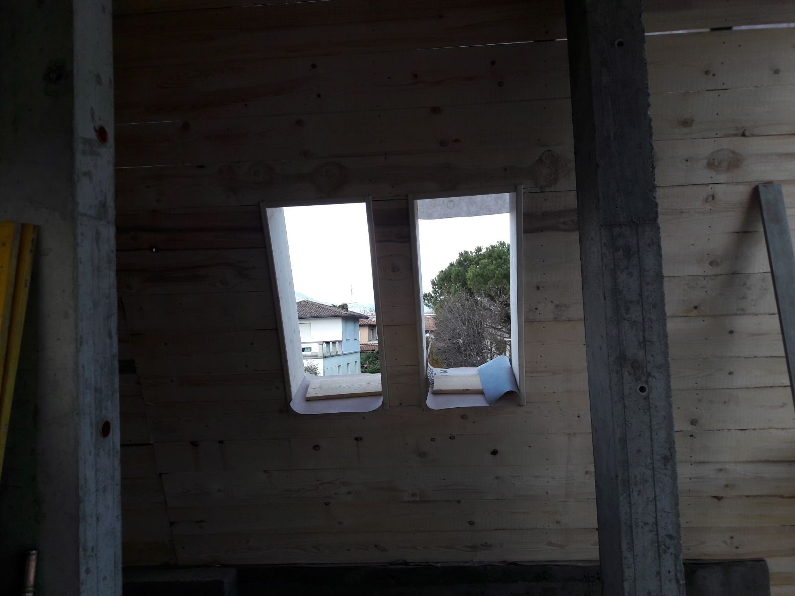 Sopraelevazioni in legno BCL Sopraelevazione a Telaio in Legno Lamellare cert FSC e PEFC  Bergamo