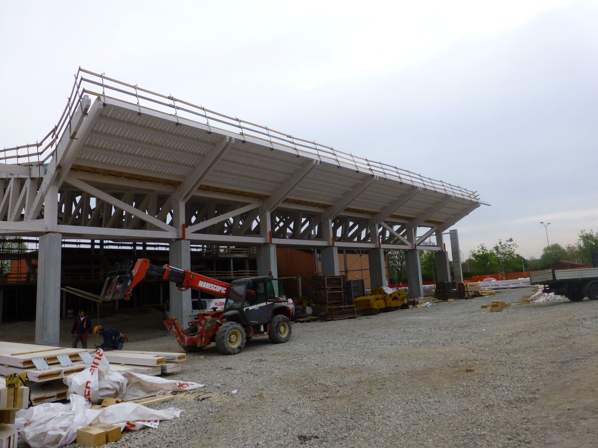 Tetti in Legno in legno BCL Struttura industriale in Legno Lamellare