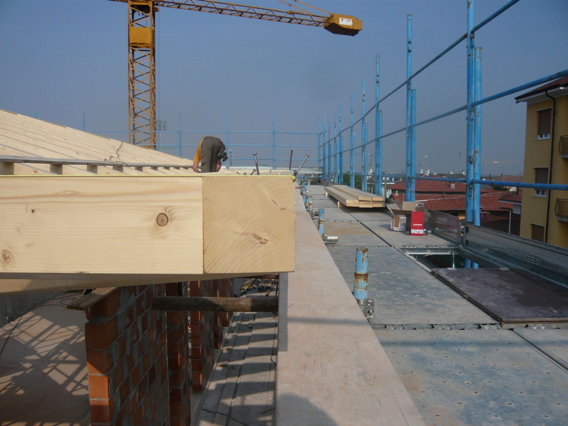 Chioschi e Gazebi in legno BCL Struttura Industriale Tetto in legno lamellare