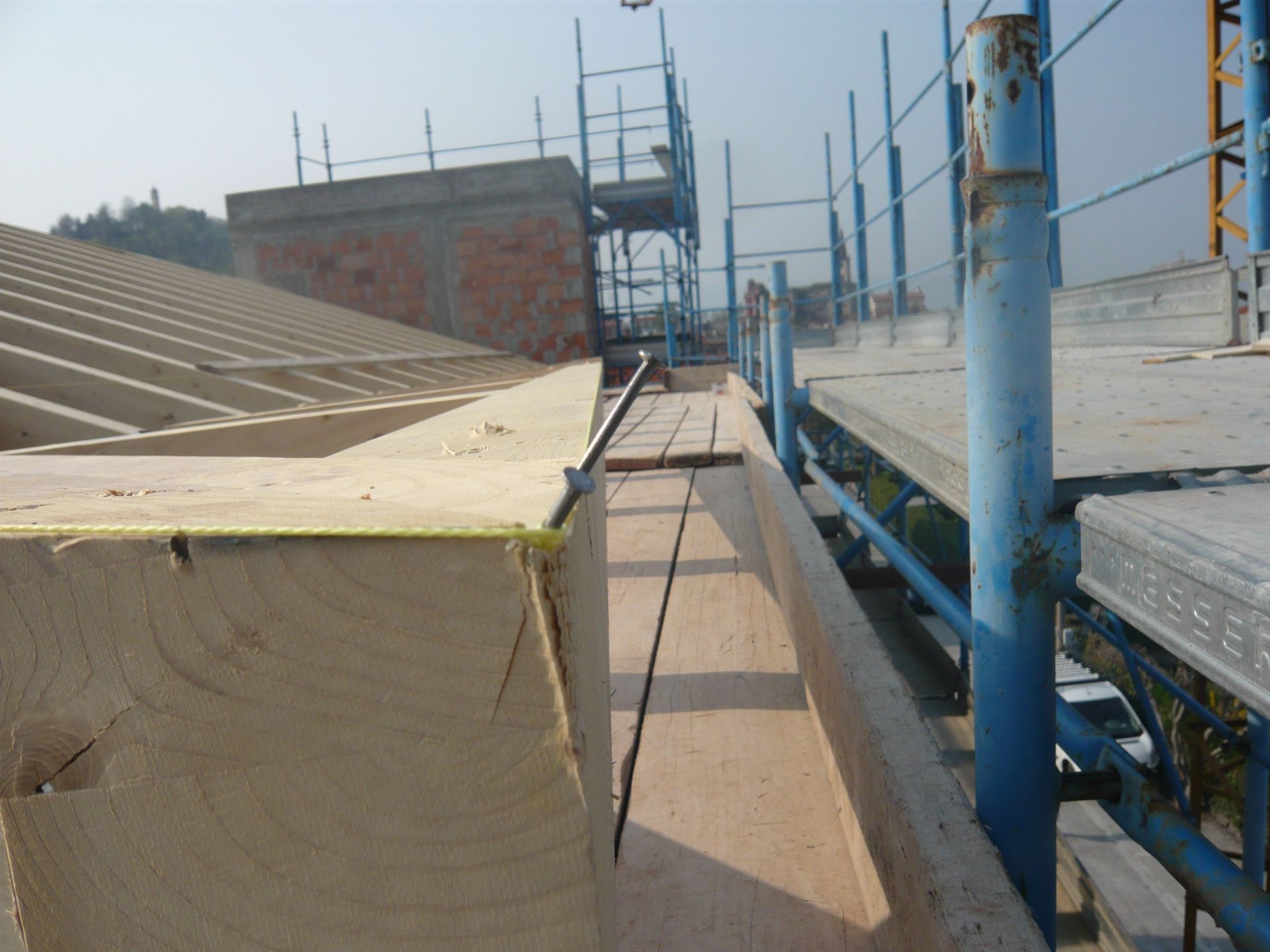 Chioschi e Gazebi in legno BCL Struttura Industriale Tetto in legno lamellare