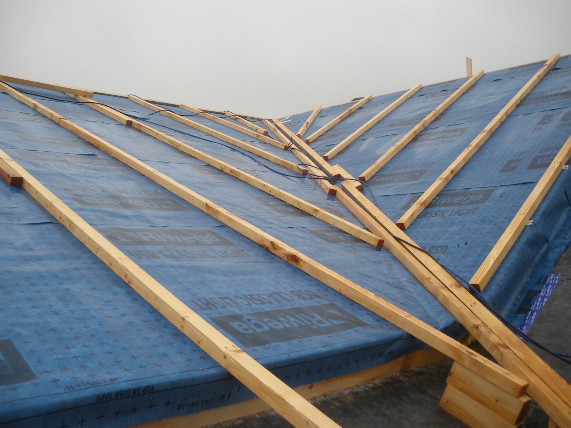 Chioschi e Gazebi in legno BCL Tetto Sbiancato in Legno Lamellare a Origgio