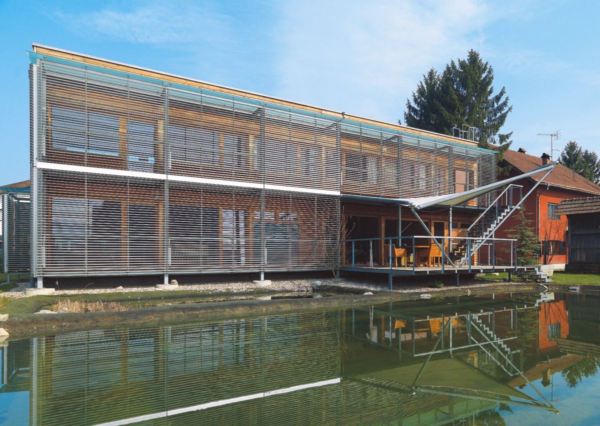 Case in legno RIKO-HISE srl - Arch. Daniele Bonzi Casa moderna  