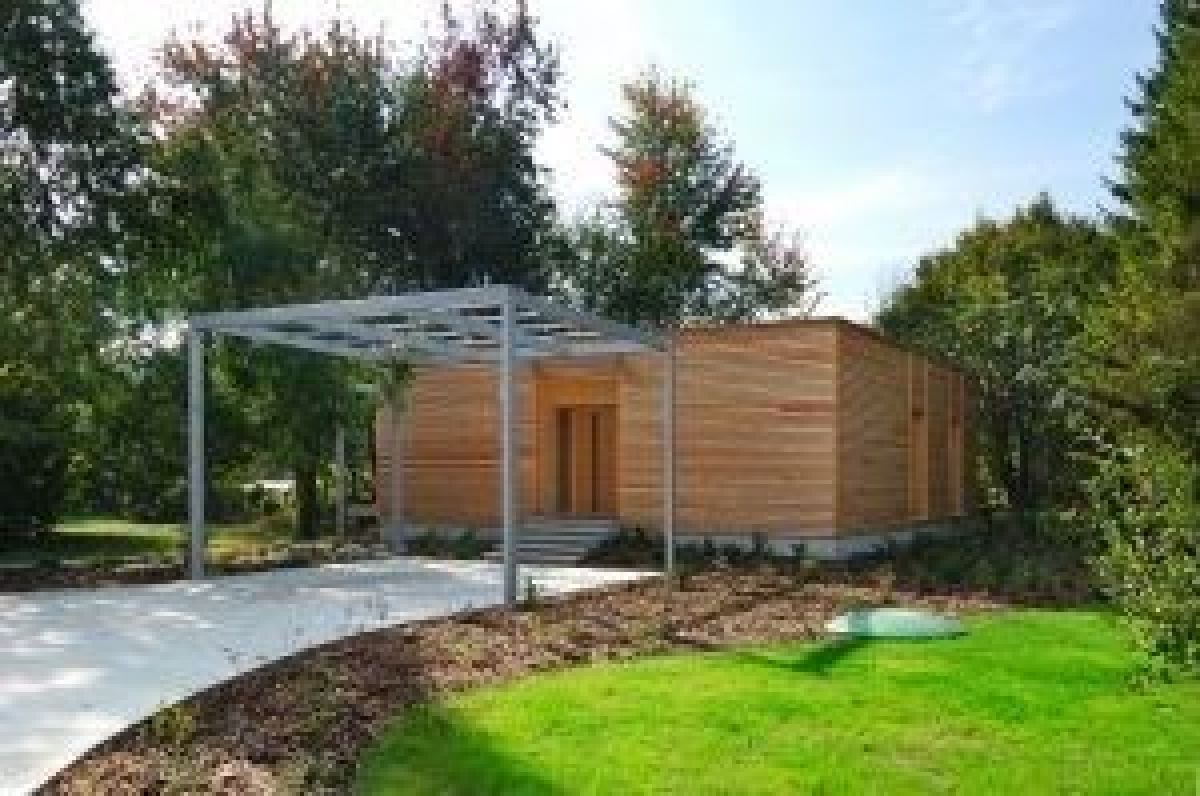 Case in legno RIKO-HISE srl - Arch. Daniele Bonzi il CUBO DI LEGNO 