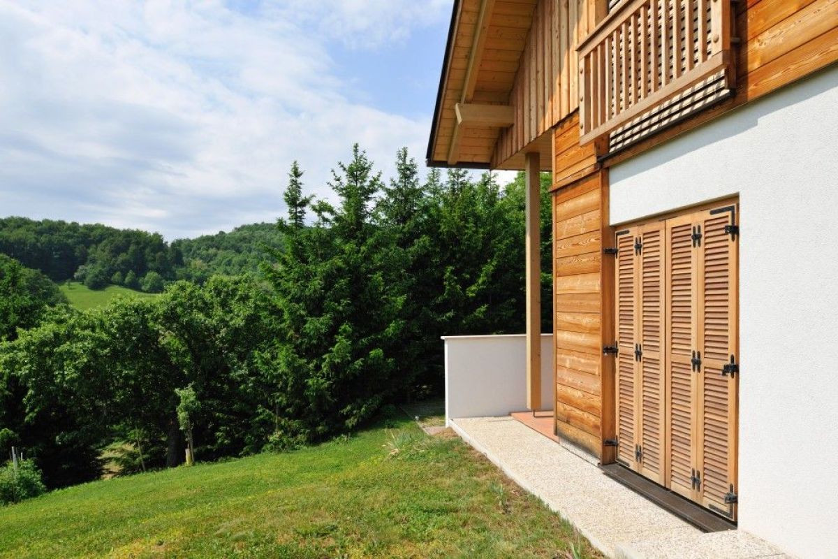 Case in legno RIKO-HISE srl - Arch. Daniele Bonzi CASA IN COLLINA 