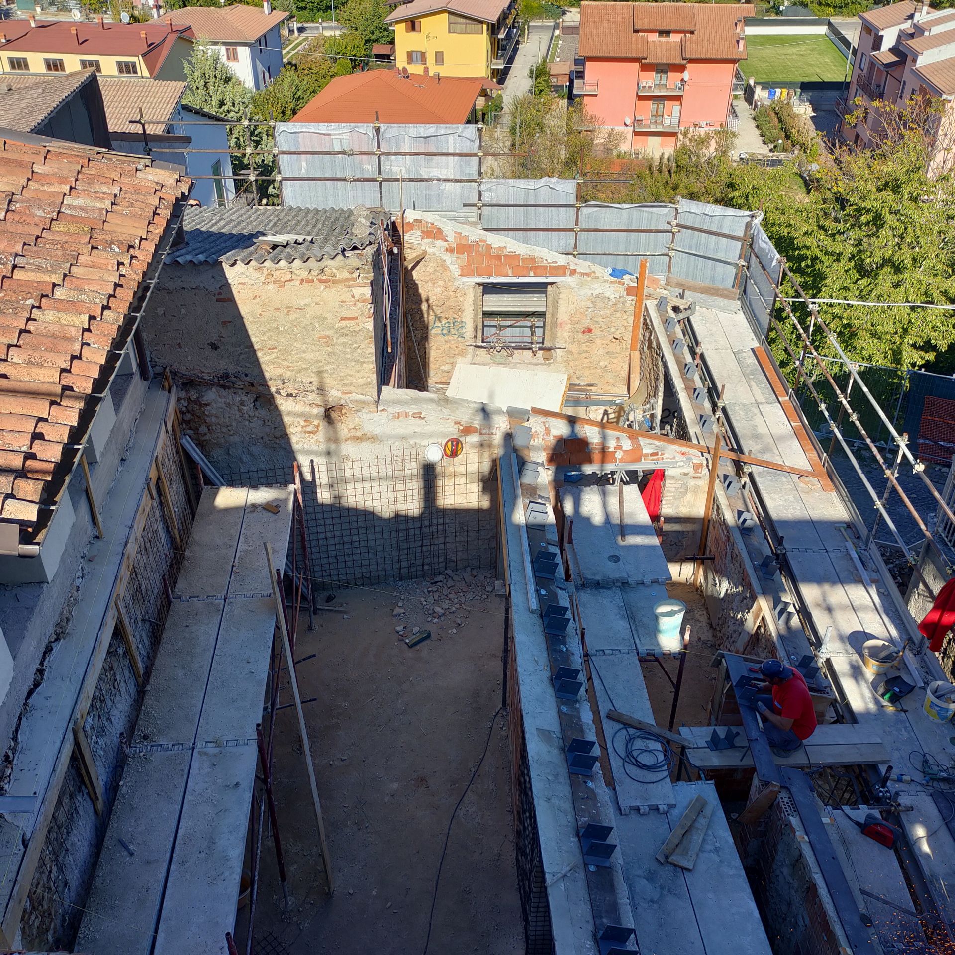 Progetto di riparazione aggregato inagibile in seguito a sisma del 2009 in abruzzo realizzato da Pasquale MOSCHELLA, a Casagiove