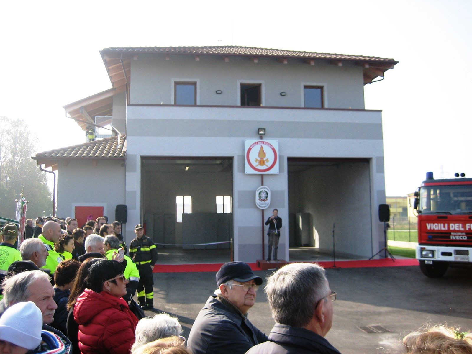 Caserma dei Volontari VVF Villanova D'Asti realizzato da Lorenzo Imperiali DBIOSTUDIO, Assistenza tecnica a Torino