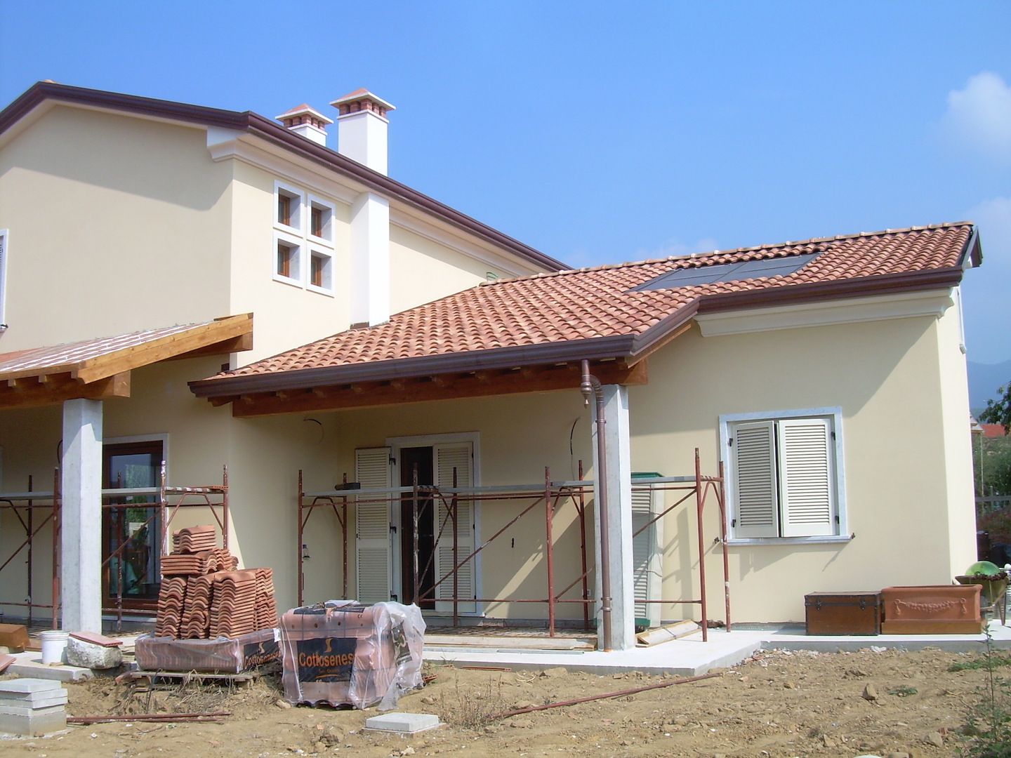 Progetto realizzato da Geom. DANIELE BOTTIGLIONI, Assistenza tecnica a Ortonovo