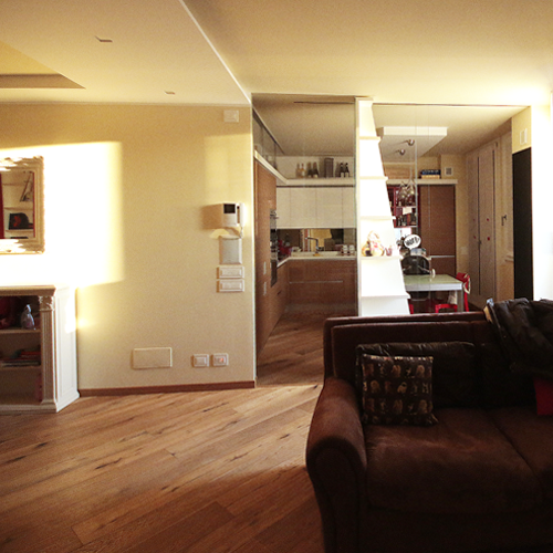 Ristrutturazione appartamento privato a Tradate realizzato da Studio di Architettura Paolo Bertolotti, Progettazione architettonica a Busto Arsizio