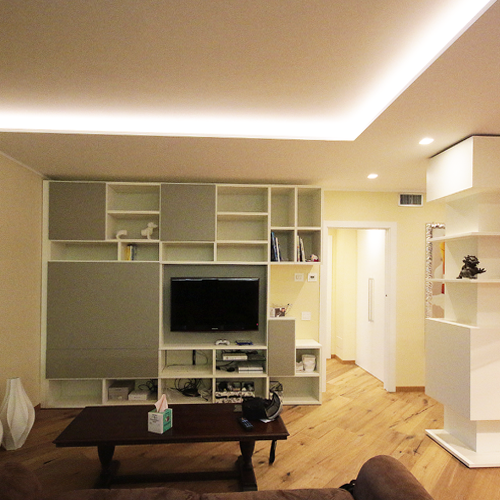 Ristrutturazione appartamento privato a Tradate realizzato da Studio di Architettura Paolo Bertolotti, Progettazione architettonica a Busto Arsizio