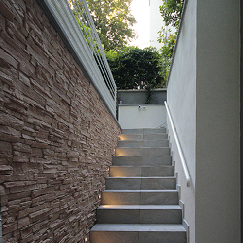 Ristrutturazione villa privata a Milano realizzato da Studio di Architettura Paolo Bertolotti, Progettazione architettonica a Busto Arsizio