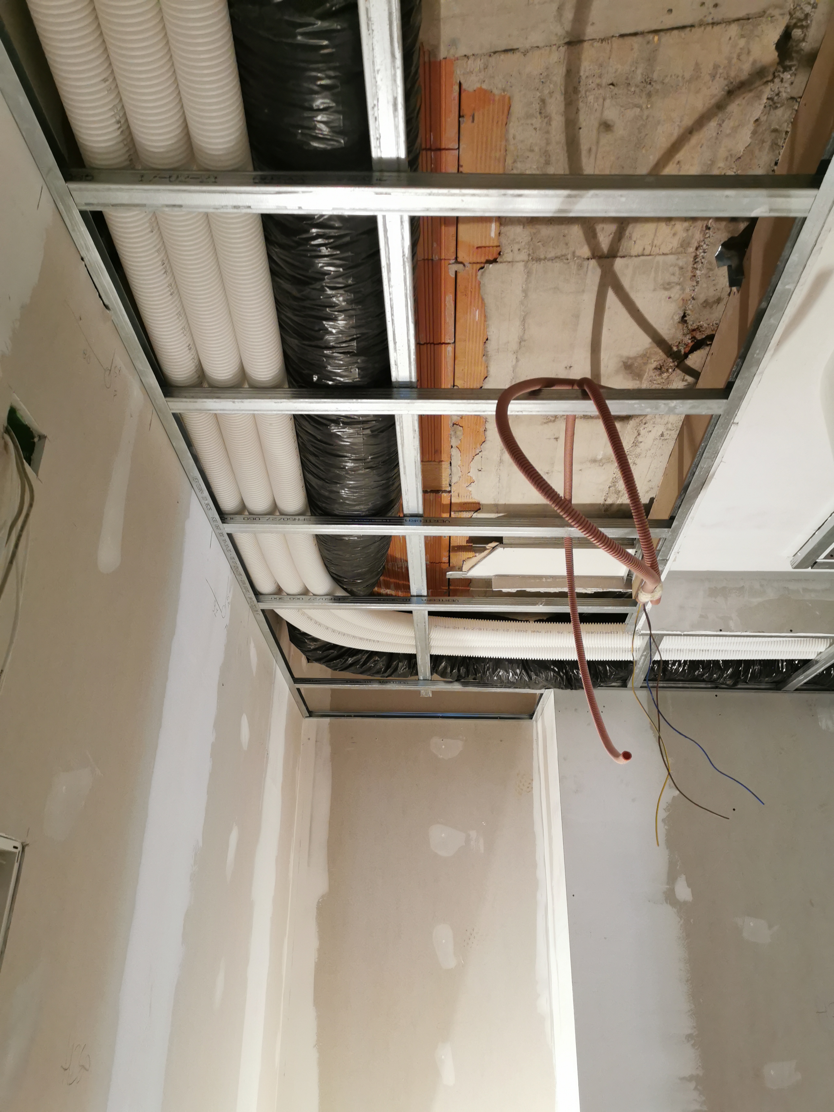 Progetto realizzato da Hydro Fire impianti di Quaglia Marco,  a Monza