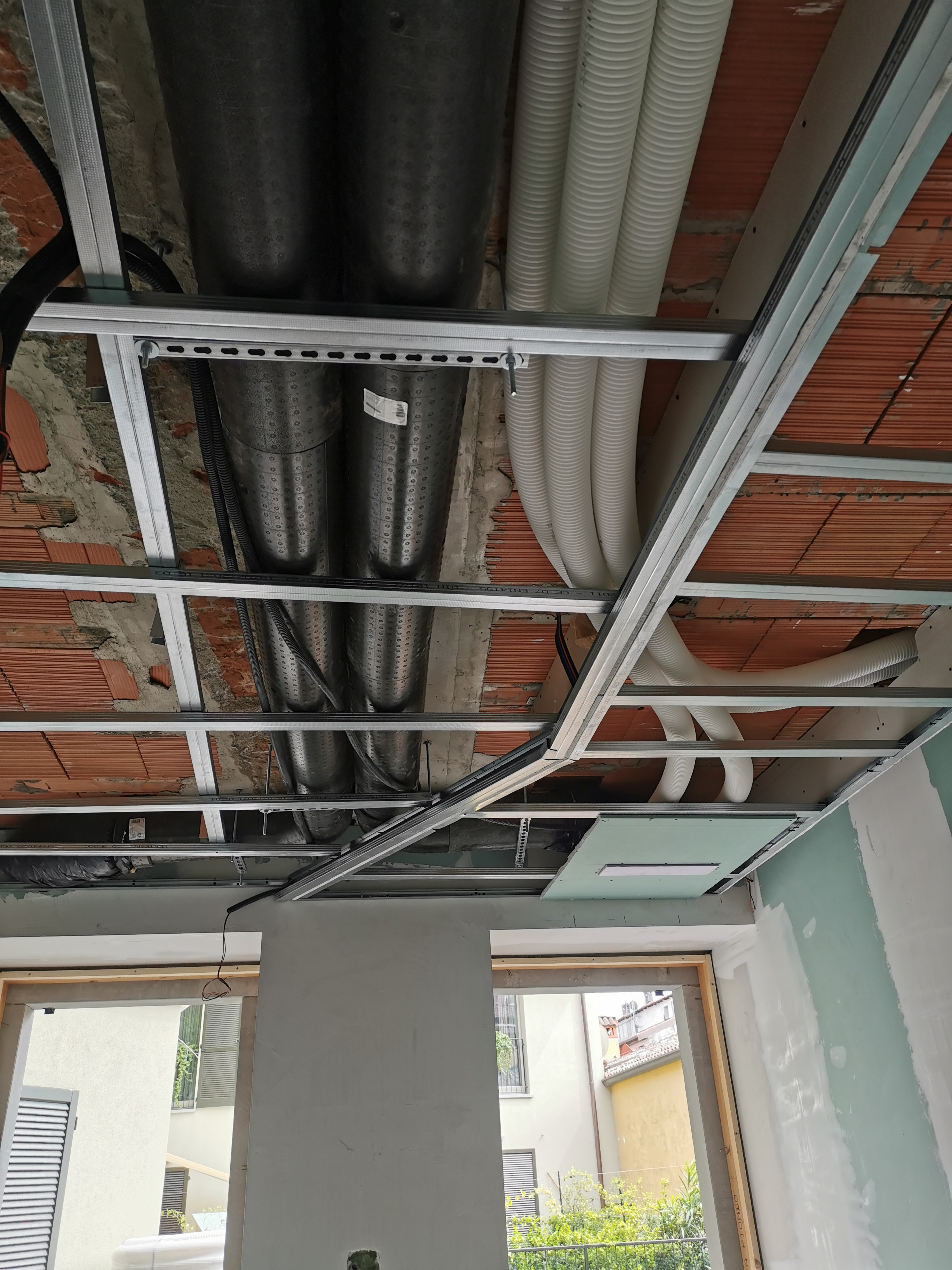 Progetto realizzato da Hydro Fire impianti di Quaglia Marco,  a Monza