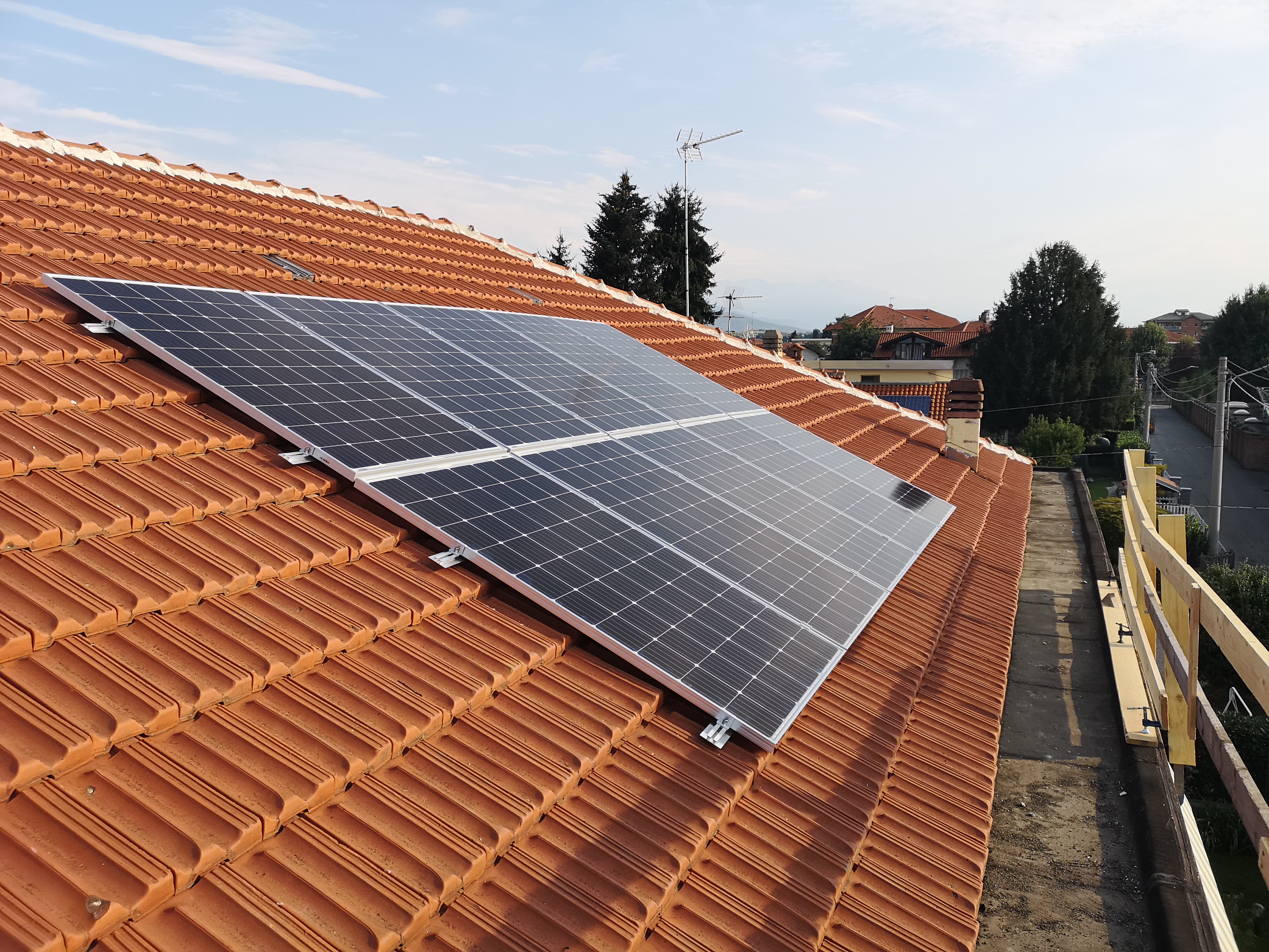 Progetto realizzato da F.P. IMPIANTI DI PAVESIO FABIO,  a Leinì